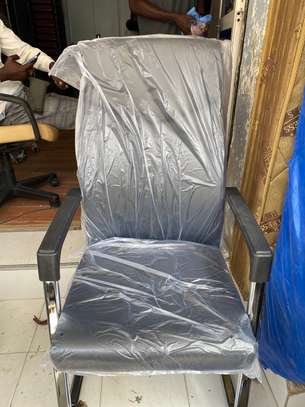 Chaise image 3