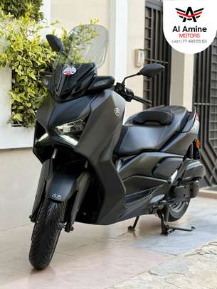 Yamaha Xmax Let’s Go 2024 image 4