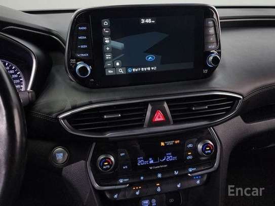 Hyundai Santa Fe 4WD diesel full options image 3