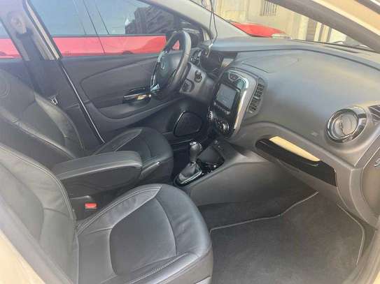 Renault QM3 capture 2016 image 3