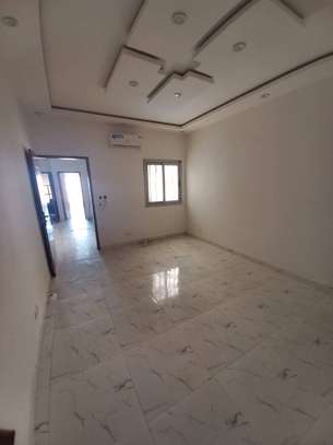 APPARTEMENT F4 A LOUER A NGOR image 5