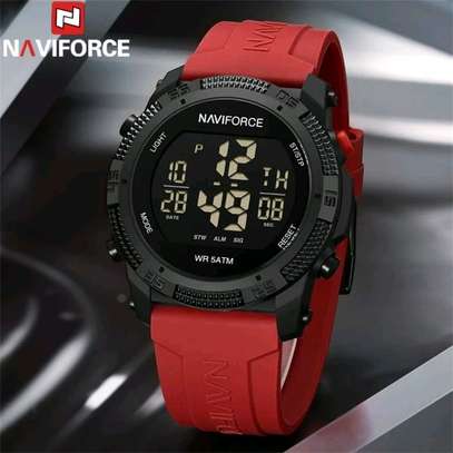 montre Naviforce image 2