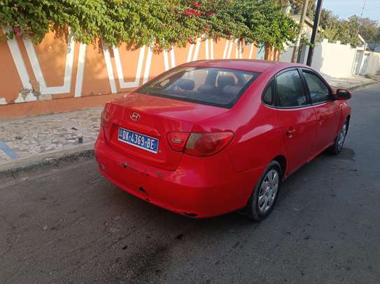 Hyundai Elantra image 4