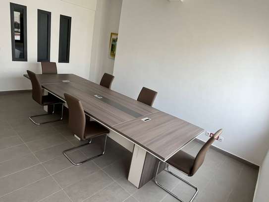 Salle de réunion a la Cite Keur Gorgui image 2