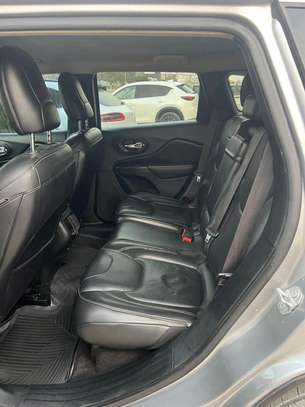 Jeep Cherokee 2015 Gris Automatique SUV image 11