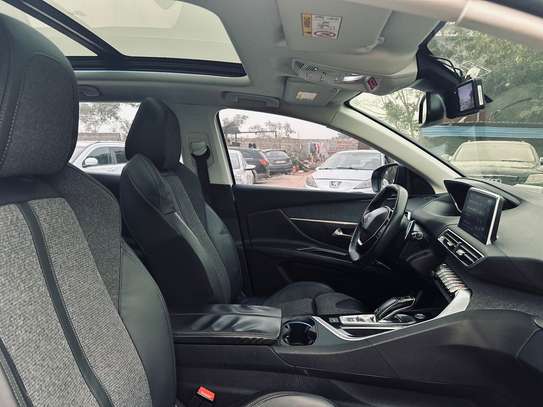 Peugeot 3008 gtline 2019 image 11