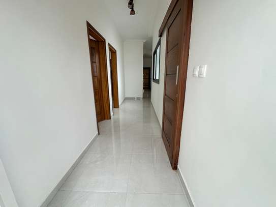 Appartement 3 pièces lumineux carrelage moderne image 10