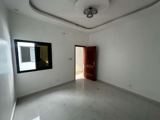 APPARTEMENT À LOUER F3 NEUF HANN Mariste image 12