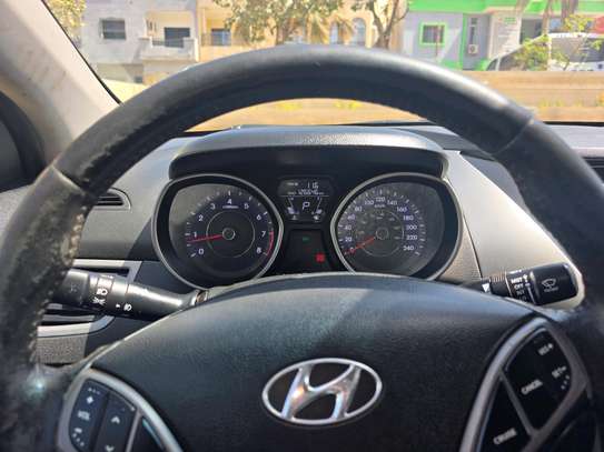 Hyundai Elantra 2013 image 7