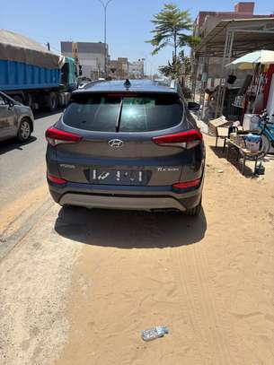 Hyundai Tucson image 4
