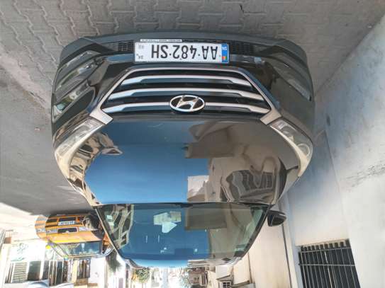 HYUNDAI TUCSON image 1