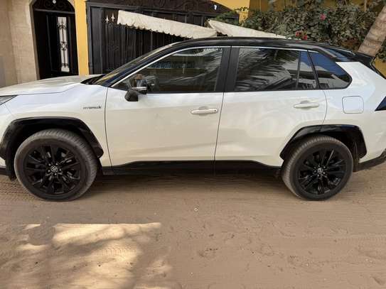 TOP TOYOTA HYBRIDE RAV4 2024 LOCATION image 6
