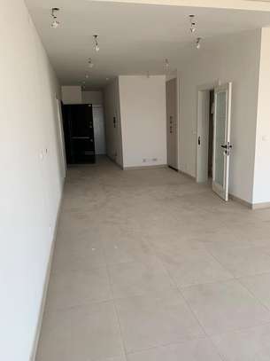 Appartement F4 au Plateau avec Vue Mer image 5