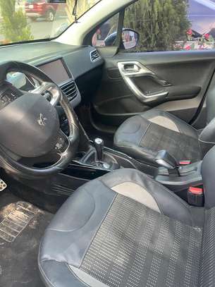 Peugeot 2008 2016 image 4