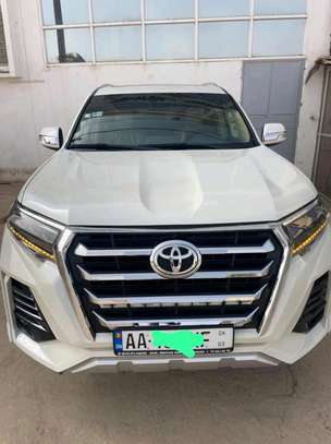 TOYOTA PRADO VXR FULL OPTION image 1