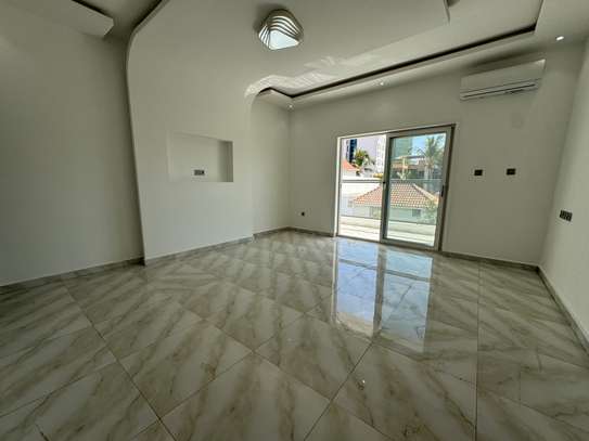 Penthouss à louer aux Almadie de 3 chambres image 6