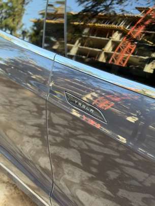 Tesla model s image 8