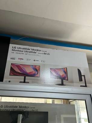 Lg 34 pouce ultra Wide curved image 1