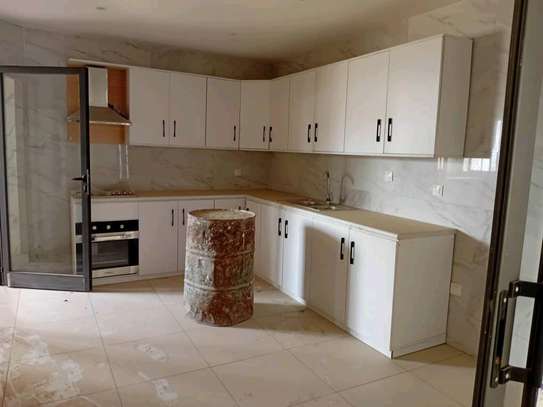Appartement f4 à louer a Dakar Plateau image 2