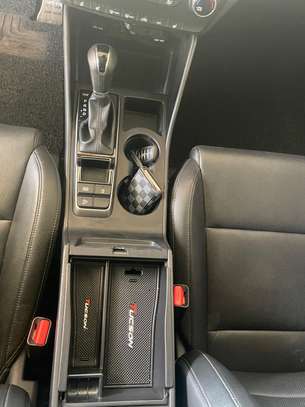 HYUNDAI TUCSON 2018 image 11