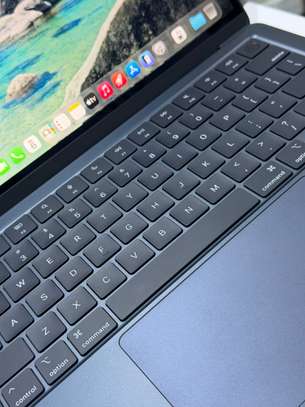 MacBook Air 2025 image 2