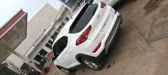 Hyundai tucson evgt 2016 image 2