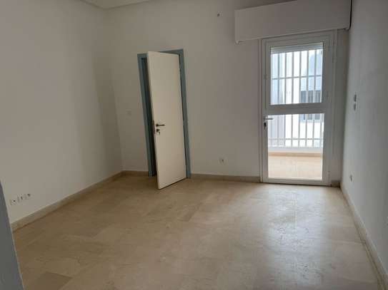 Très Bel appartement à louer image 13