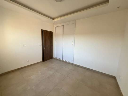Ref_2780_GL  Beaux appartements à louer  au 4eme étage image 4