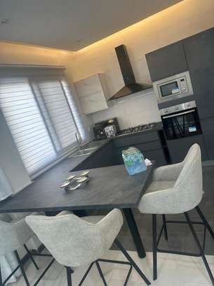 Appartement f2 cité biagui image 3