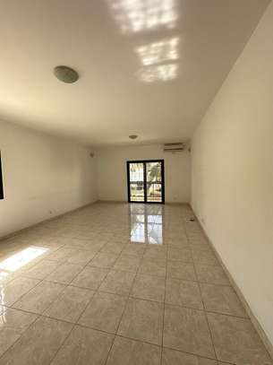 Appartement grand sanding F5 a louer aux Almadies image 8
