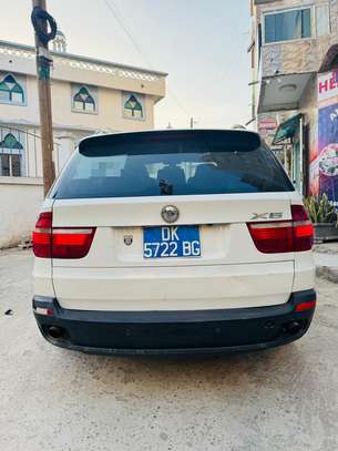 BMW X5 2010 image 8