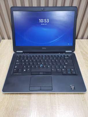 Dell  Latitude e7440 core i7 image 3