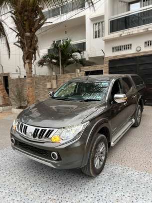 Location Mitsubishi L200 image 2