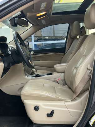 Grand jeep cherokee image 6