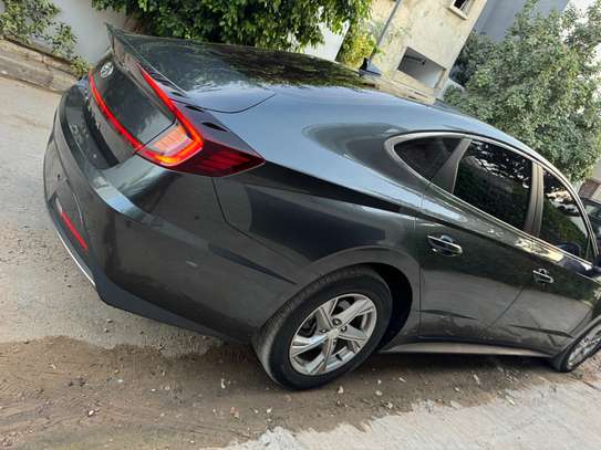 Hyundai sonata image 6