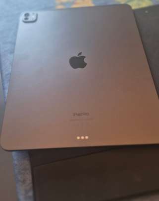 📱 iPad Pro 13” (2024) M4 – très peu utilisé image 2