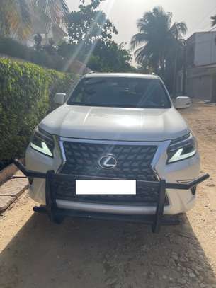 Lexus GX460 Premier 2022 image 4