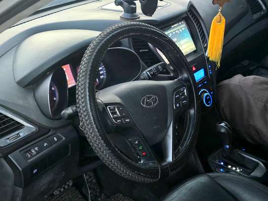 Hyundai Santa Fe image 6