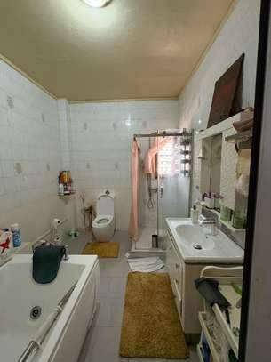 Villa non meublée à usage d'habitation ou de bureau image 3