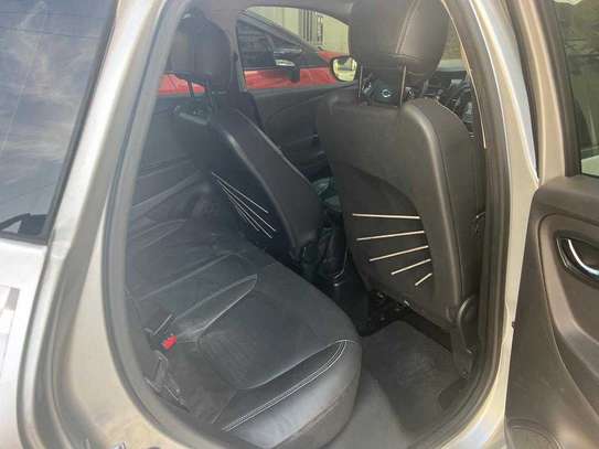 Renault QM3 capture 2016 image 6