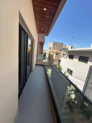 Appartement f4 neuf à louer aux Mamelles image 9