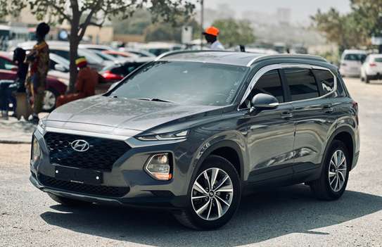 Hyundai Santafe 2019 image 1