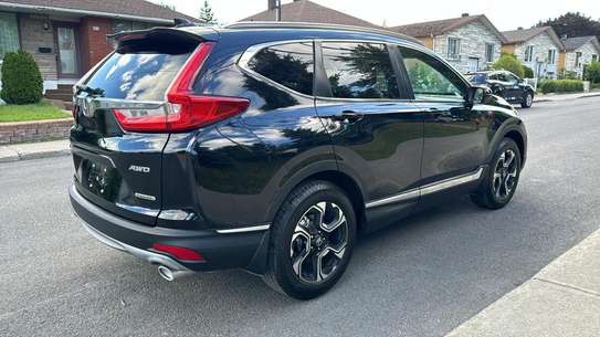 Honda CRV Touring image 3