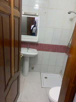 Location appartement F4 Sacré Cœur 1 image 10