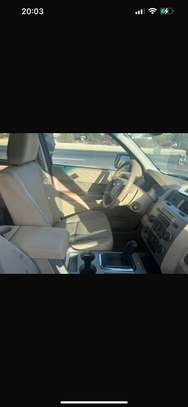 Ford escape propre image 3