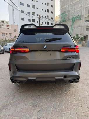 Bmw X5 m compétition année 2017/upgrade/2025 image 9
