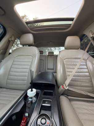 Ford Fusion se 2017 image 2