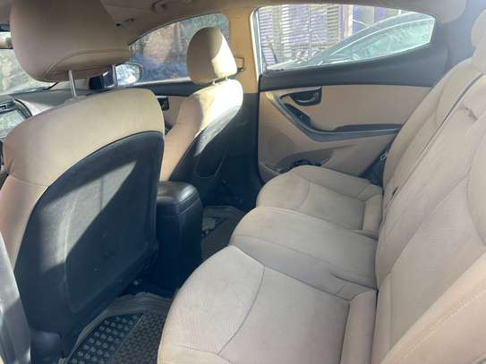 Hyundai elantra 2013 image 9