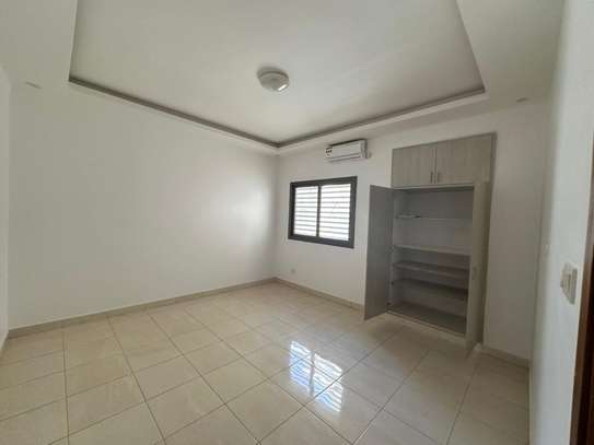 appartement f3 à louer almadies image 10