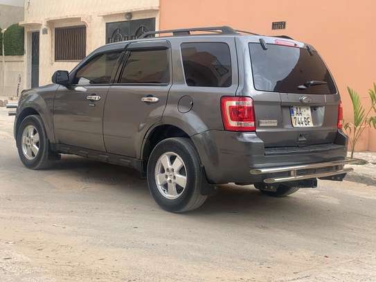 Ford escape image 7
